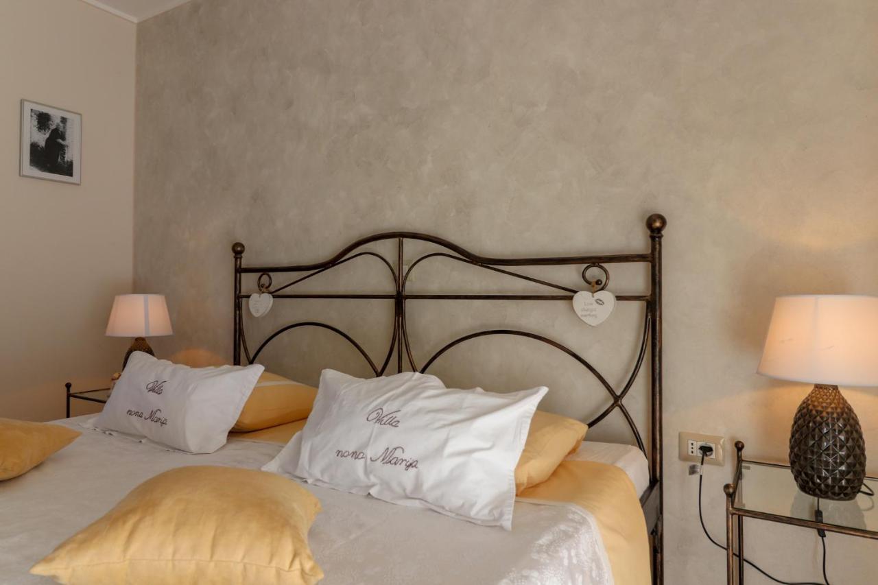 Villa Nona Marija Sveti Lovrec Pazenaticki ภายนอก รูปภาพ