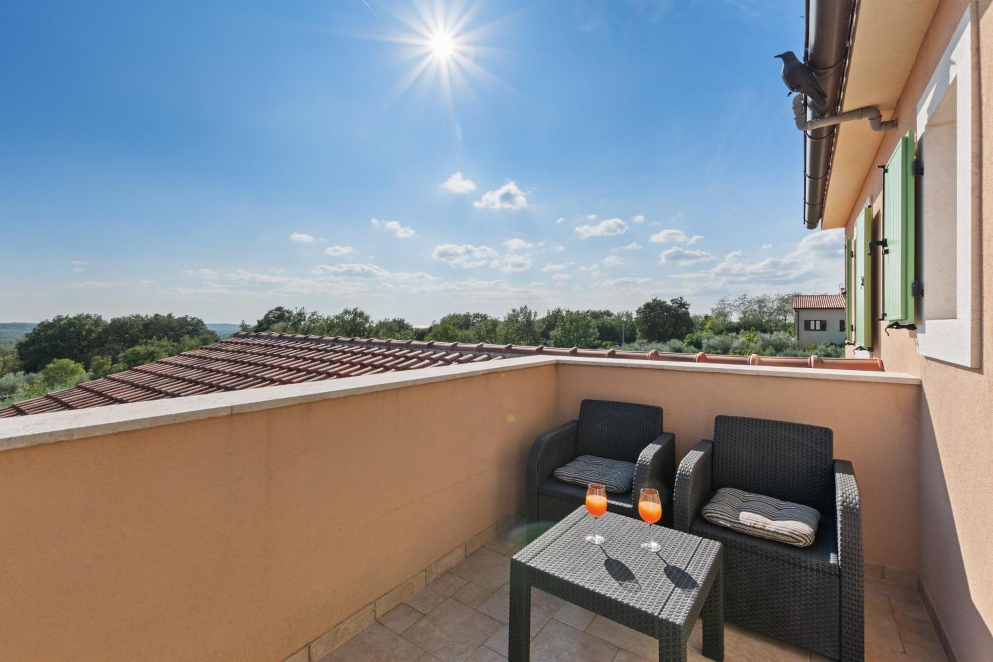 Villa Nona Marija Sveti Lovrec Pazenaticki ภายนอก รูปภาพ